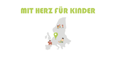 Illustration einer Europakarte mit Grafiken: Eine Grafik zeigt Kinder, die Fußball spielen, eine zeigt ein Kind das liest und die dritte zeigt ein Mädchen auf einem Schaukelpferd. Darüber steht der Schriftzug 'Mit Herz für Kinder', unten ergänzt durch 'Dauerhaft Gutes tun & nachhaltig helfen!'. Die Grafik vermittelt eine Botschaft von Engagement und Nachhaltigkeit für das Wohl von Kindern weltweit.
