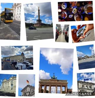 Eine Collage von Bildern aus Berlin, darunter das Brandenburger Tor, die Siegessäule und der Reichstag. Weitere Bilder zeigen Szenen aus der Stadt, wie einen gelben Bus, Menschen in einem U-Bahn-Wagen und eine Nahaufnahme von jemandem, der eine Kamera bedient. Die Collage vermittelt das lebendige Stadtleben und die historischen Sehenswürdigkeiten Berlins.